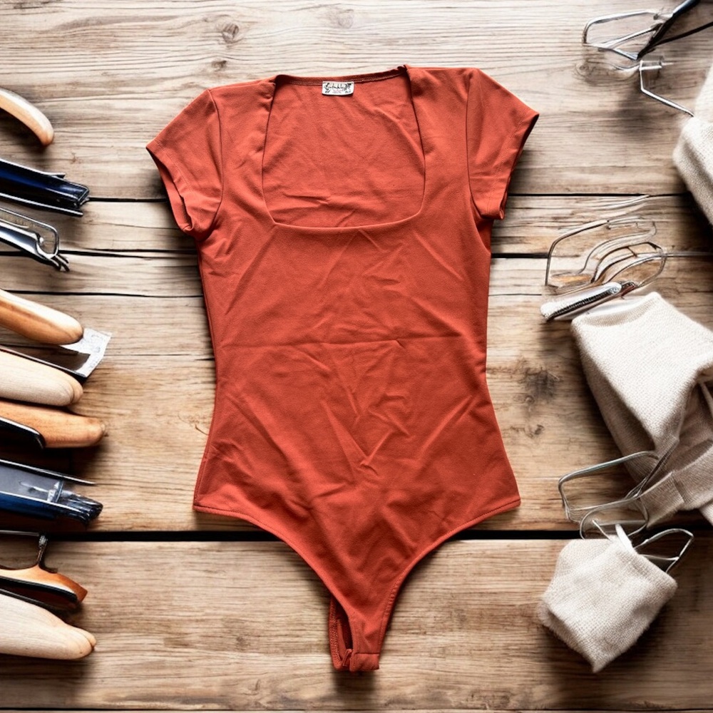 Free‎ People Intimately Rust Bodysuit XS Square Neck Short Sleeve Snap Closure